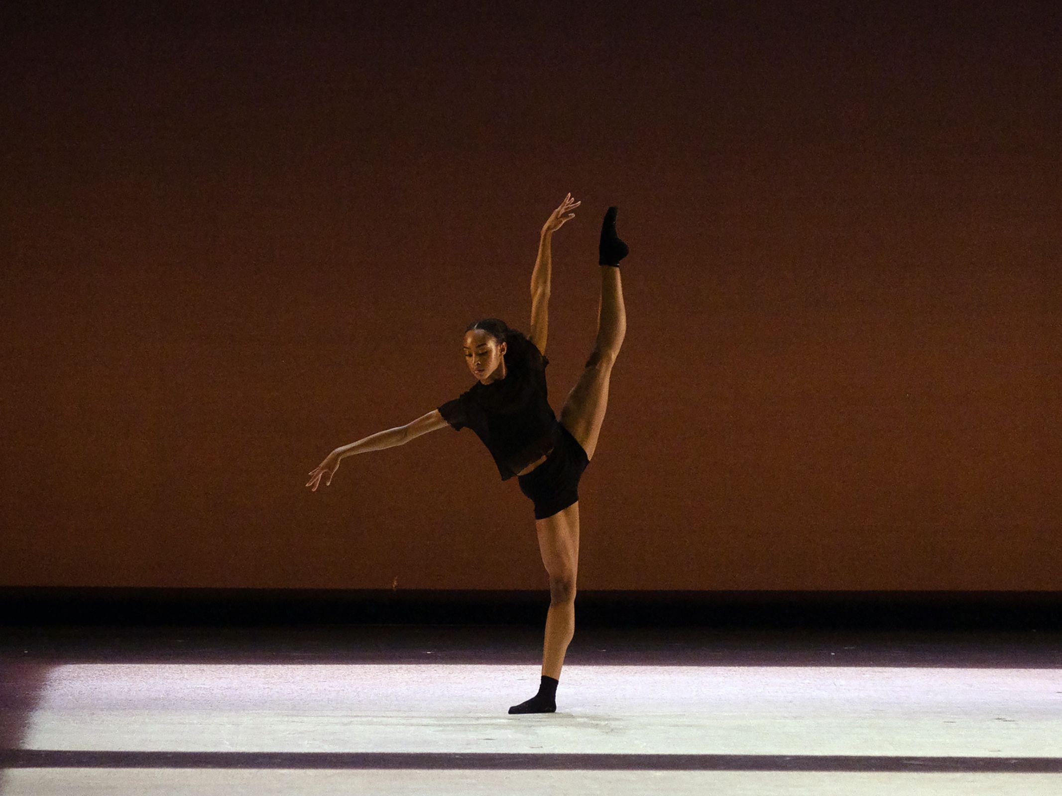 Aleisha Walker in her own solo <i>Do You Care?</i> &copy; Rosalie O’Connor