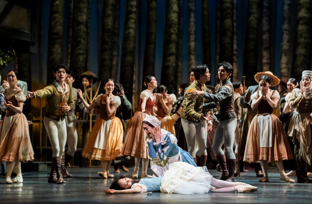 National Ballet of Japan in <i>Giselle</i> &copy; Tristram Kenton