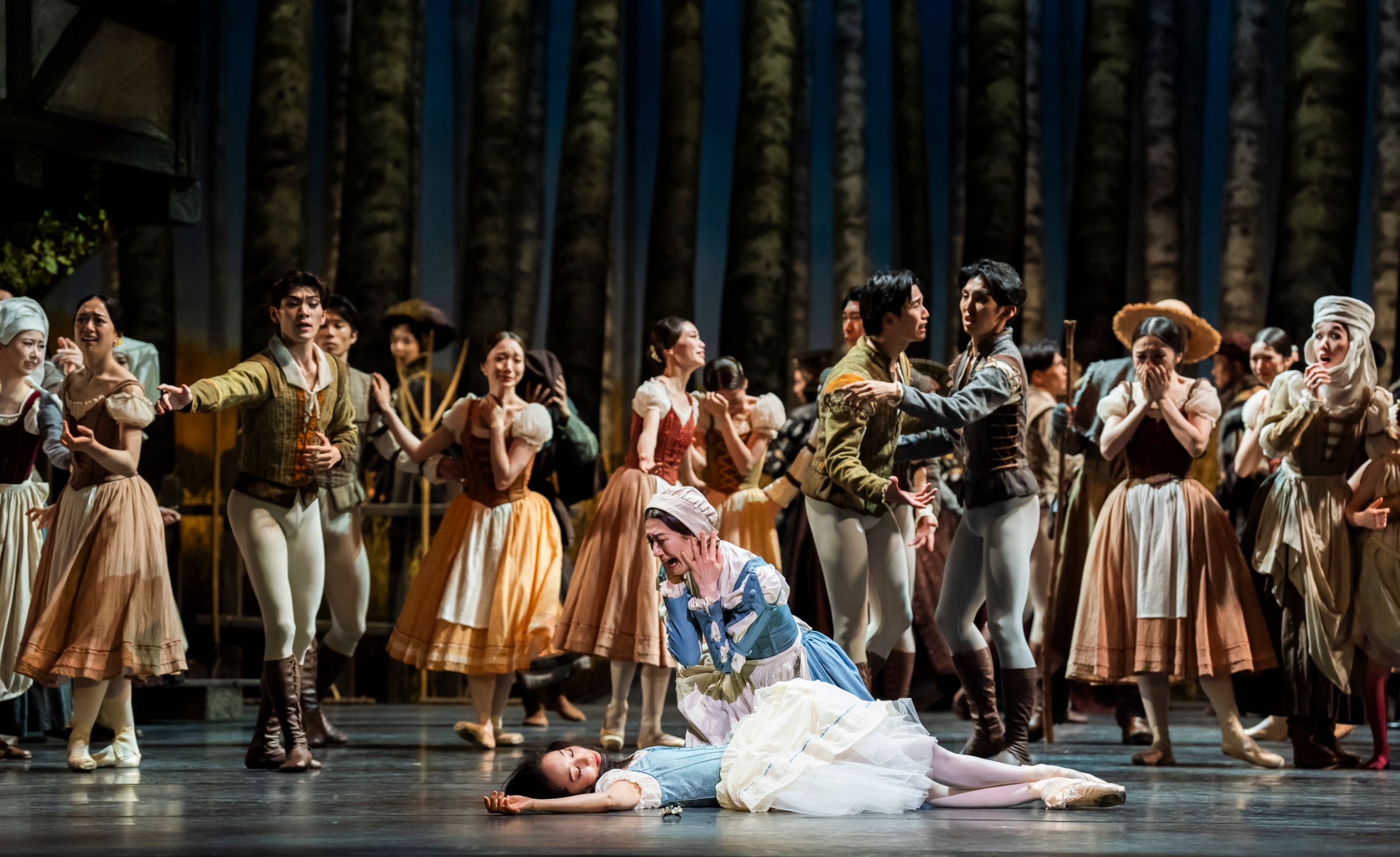 National Ballet of Japan in <i>Giselle</i> &copy; Tristram Kenton