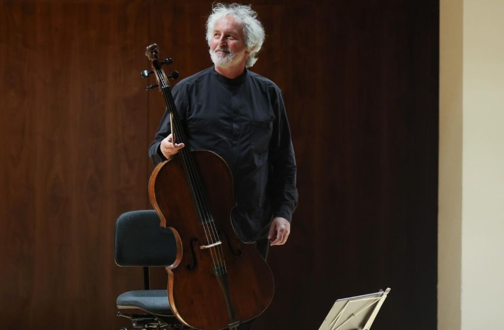 Mario Brunello &copy; Elvira Meg&iacute;as | Centro Nacional de Difusi&oacute;n Musical