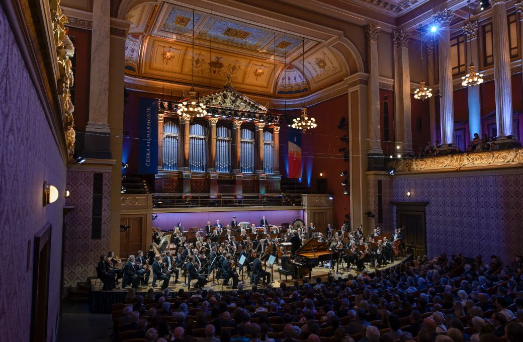 Behzod Abduraimov performs with the Czech Philharmonic at the Rudolfinum &copy; Petr Kadlec